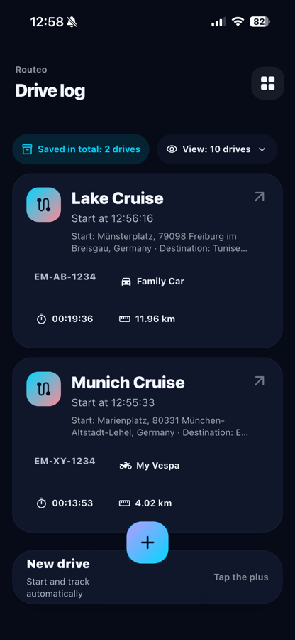 Routeo Drive Log mit gespeicherten Fahrten und Fahrzeugzuordnung